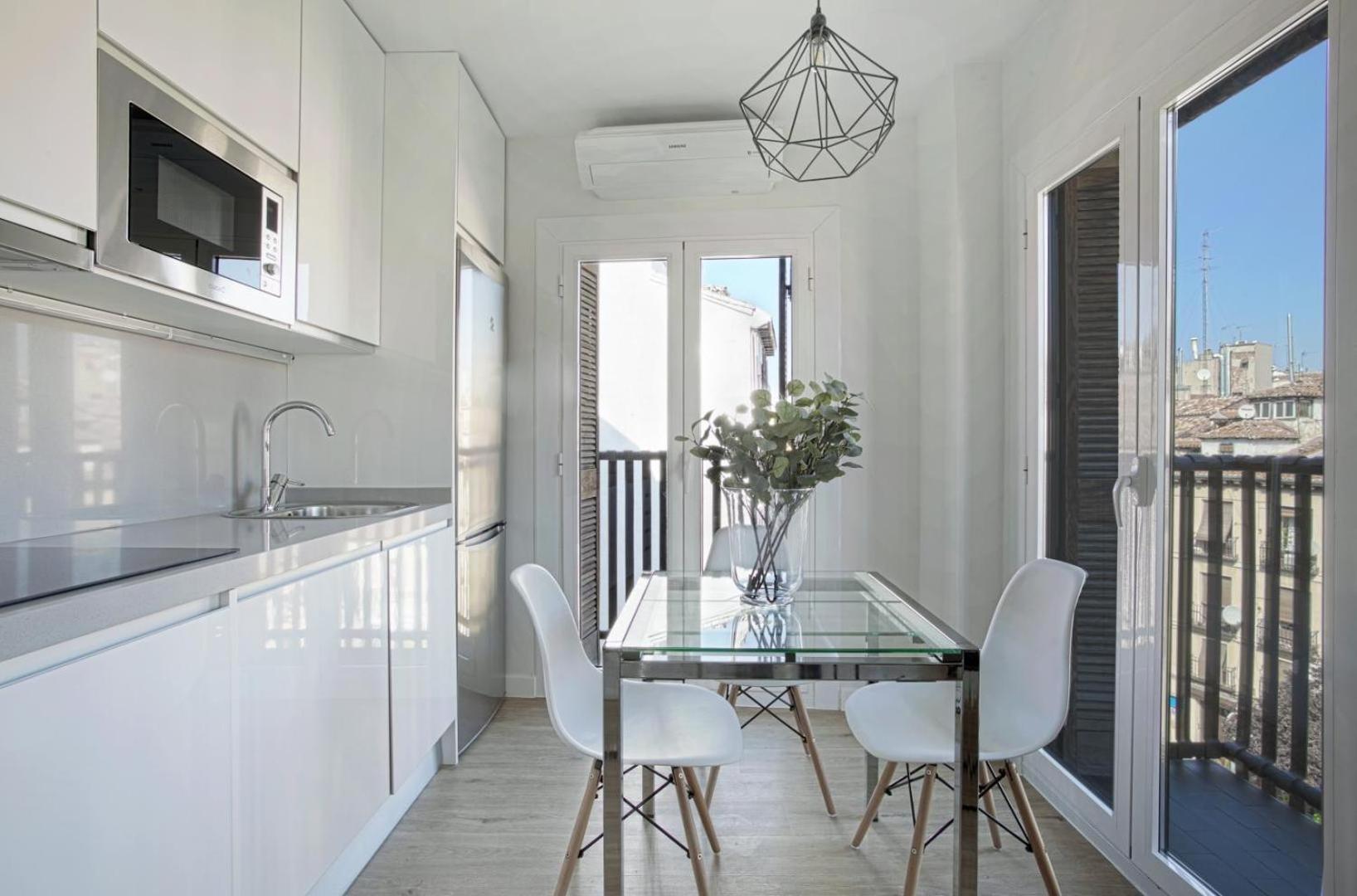 Genteel Home Cava Baja マドリード エクステリア 写真